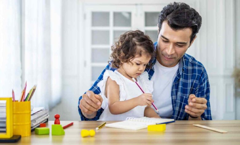 نقش پدر در تربیت کودک